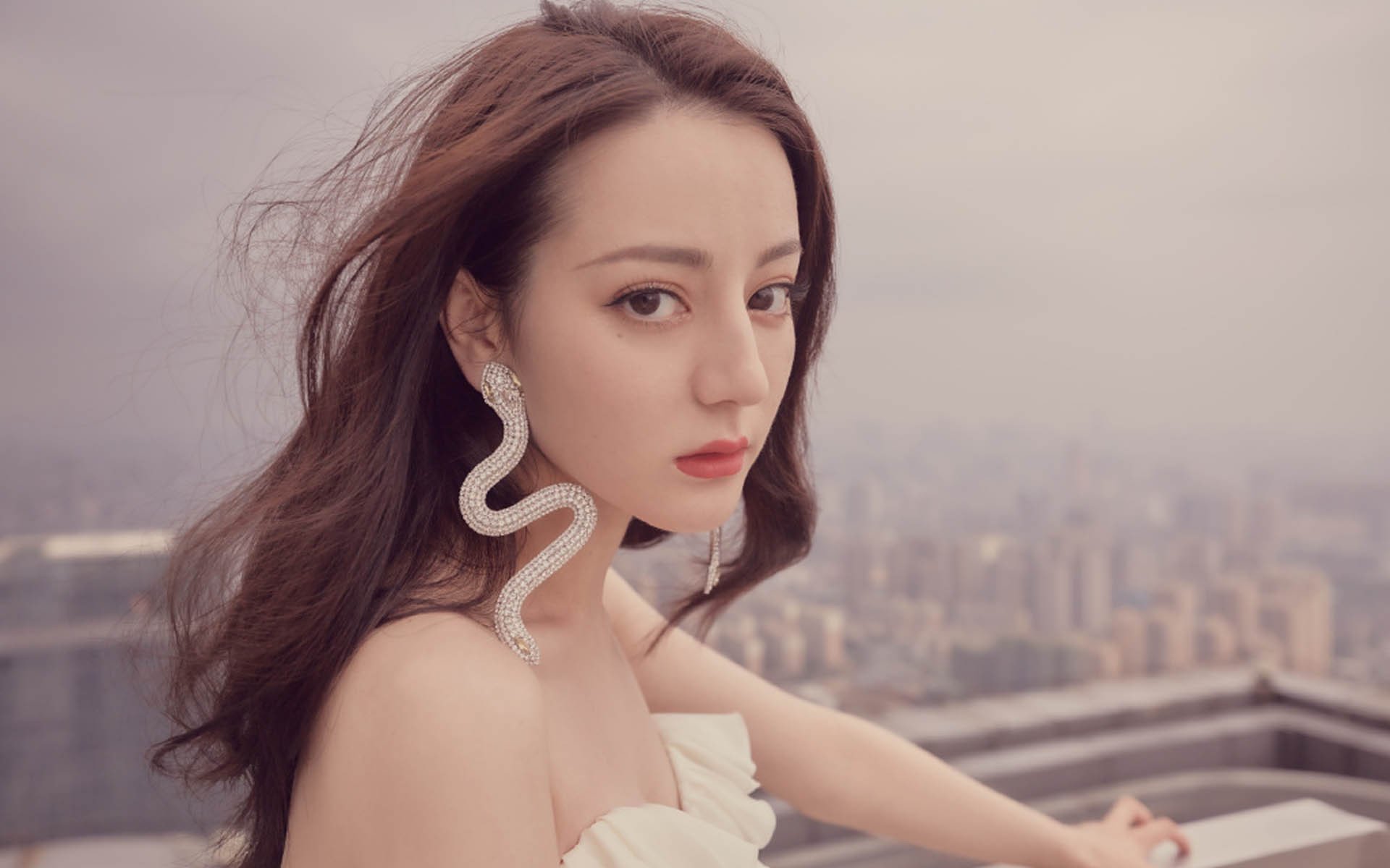 九游娱乐官网 (JIUYOU)-斯洛文尼亚女篮在欧洲锦标赛中勇夺冠亚军，表现出色